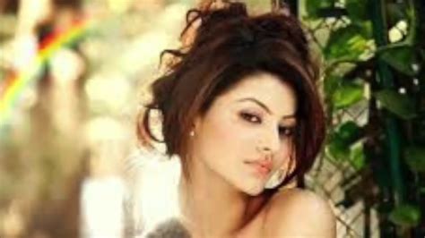 urvashi sex videos|Urvashi Rautela Porn Videos 